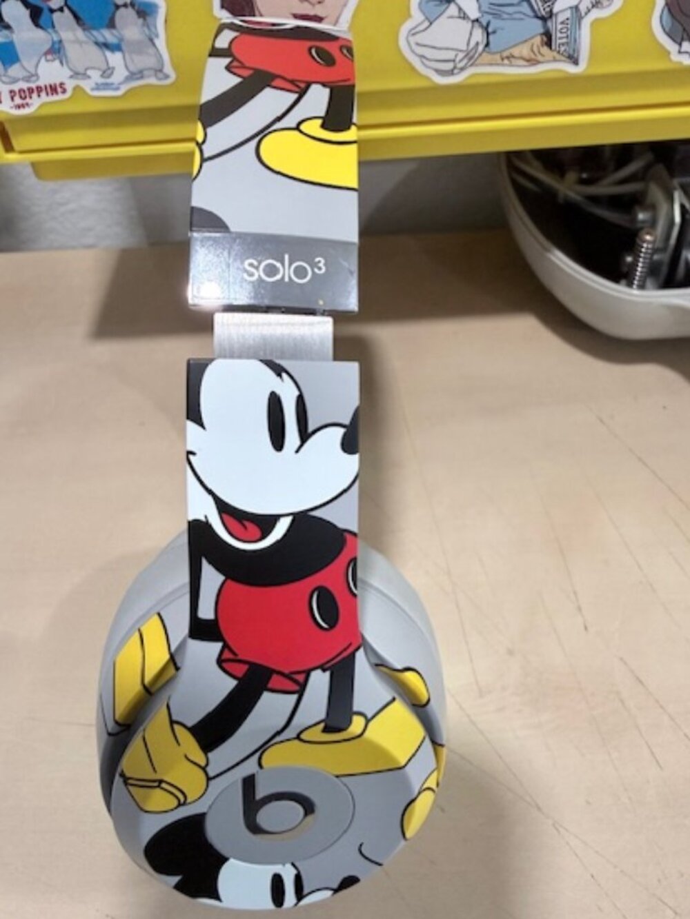 Disney Mickey Mouse Beats by Dre Over-Ear Limited Ed. Headphones With WIRES - Picture 2 of 9